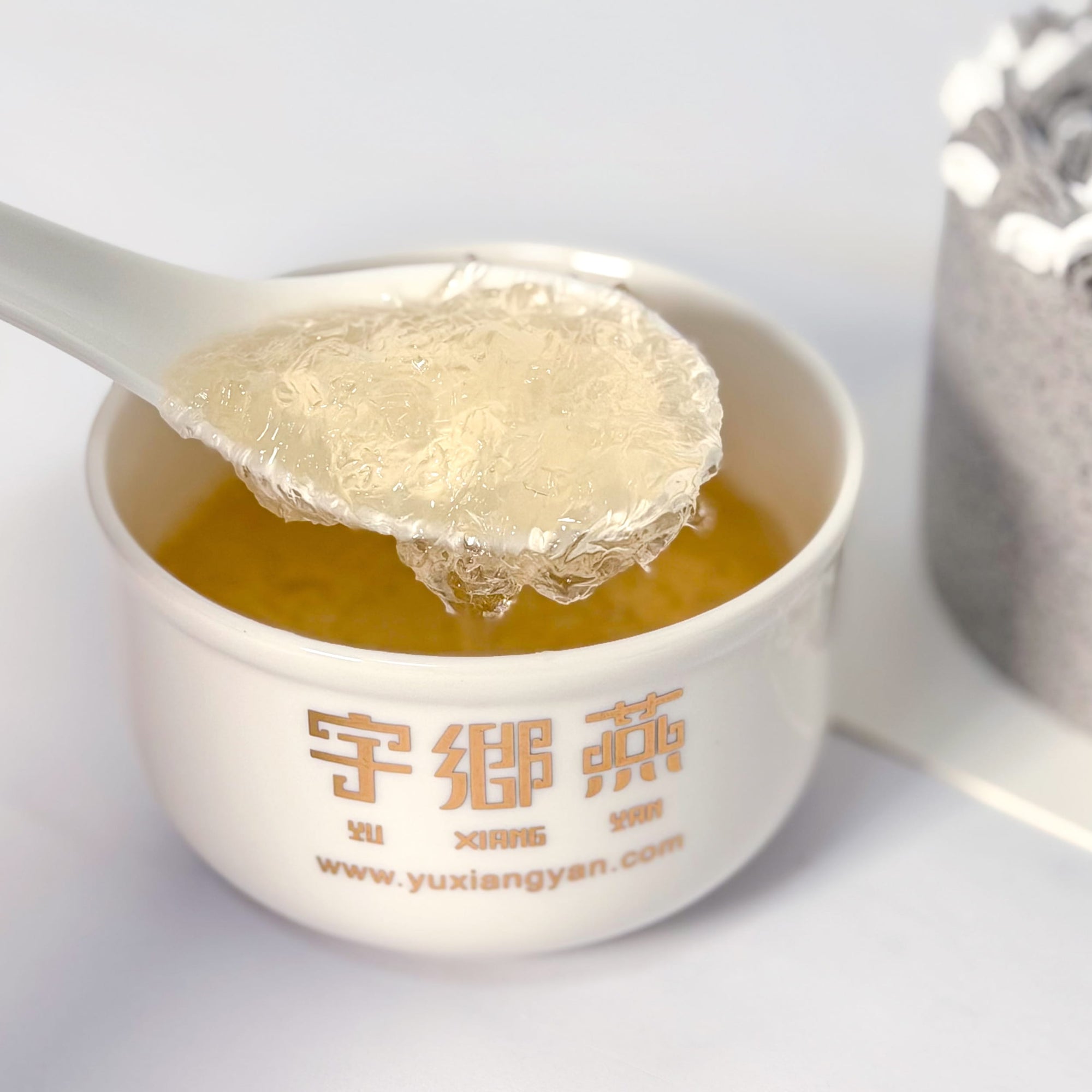 Concentrate Bird's Nest with Black Sesame Cake