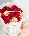 Concentrate Bird's Nest with Pearly Red Tweed Bouquet
